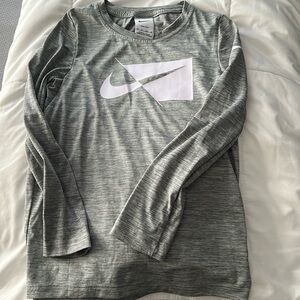Girls Nike Dri fit
